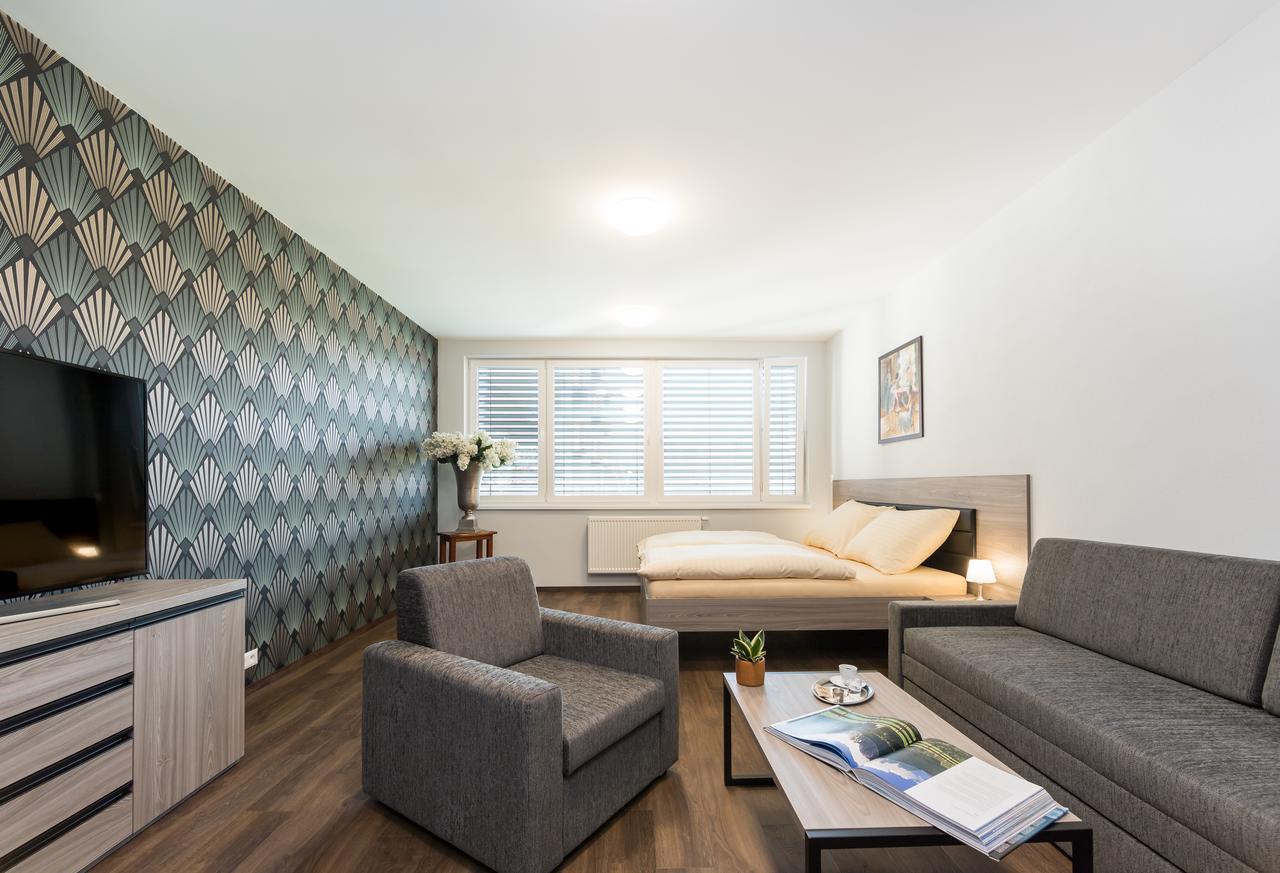 Barok Hotel And Apartments Bratislava Esterno foto