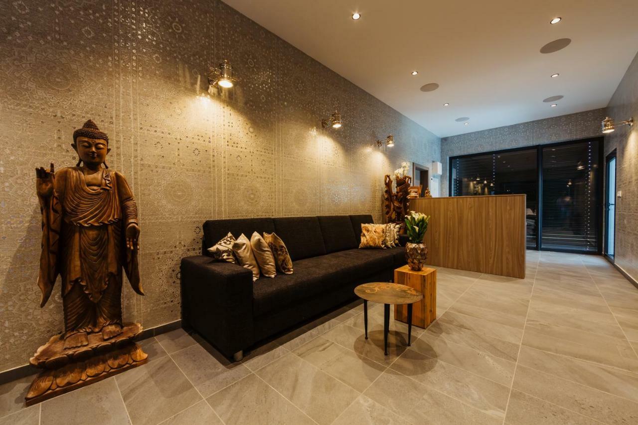 Barok Hotel And Apartments Bratislava Esterno foto